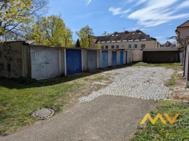 Pronájem garáže, Hradec Králové, U Kavalíru, 17 m2