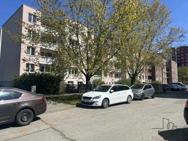 Prodej bytu 1+kk, Brno, Mutěnická, 33 m2