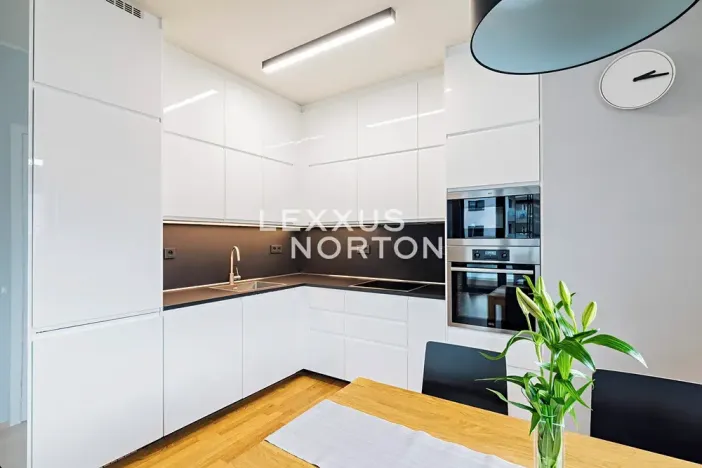 Pronájem bytu 2+kk, Praha - Jinonice, Kloudova, 58 m2