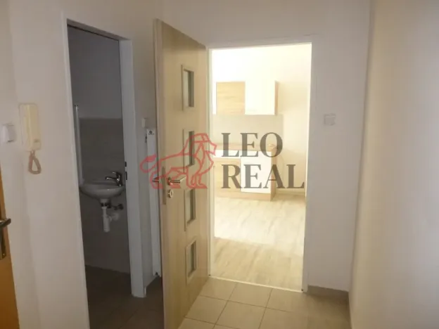 Pronájem bytu 2+1, Děčín - Děčín IV-Podmokly, Čs. legií, 72 m2