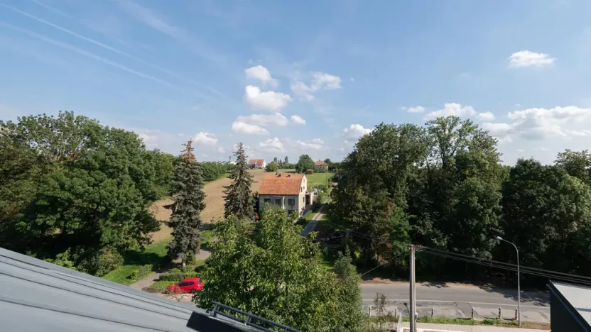 Pronájem bytu 1+kk, Brno - Chrlice, U viaduktu, 37 m2
