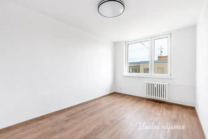 Pronájem bytu 3+1, Praha - Zbraslav, Ke Kamínce, 80 m2