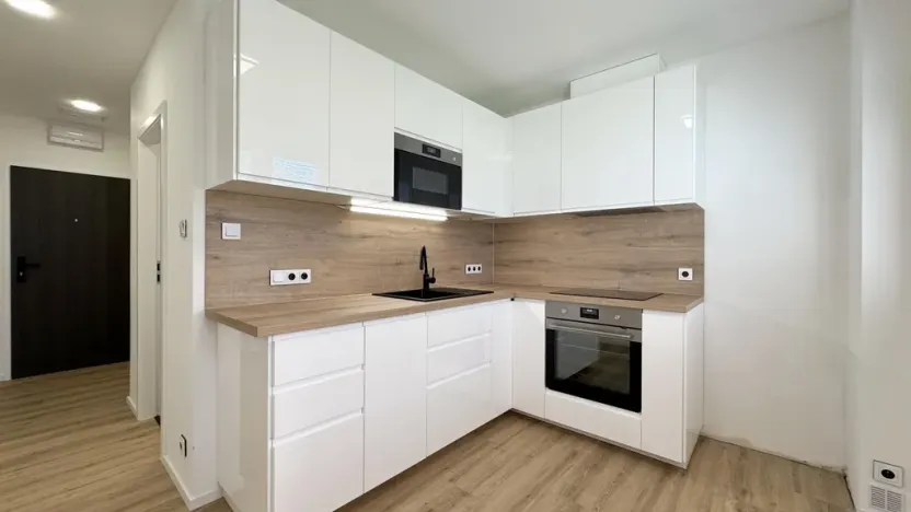 Pronájem bytu 1+1, Kladno - Kročehlavy, Ukrajinská, 40 m2