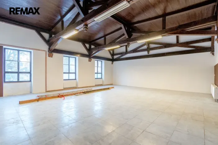 Pronájem obchodního prostoru, Hronov, Nádražní, 356 m2