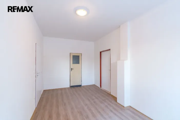 Pronájem obchodního prostoru, Hronov, Nádražní, 356 m2