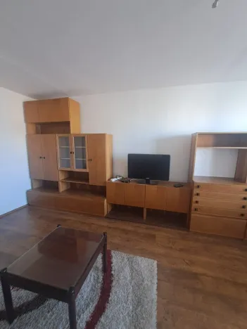 Pronájem bytu 3+1, Hradec Králové, třída Edvarda Beneše, 98 m2