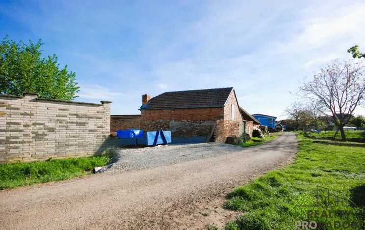 Prodej pozemku pro bydlení, Starý Poddvorov, 308 m2