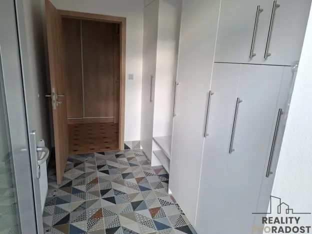 Pronájem bytu 4+kk, Velvary, Dřevařská, 83 m2