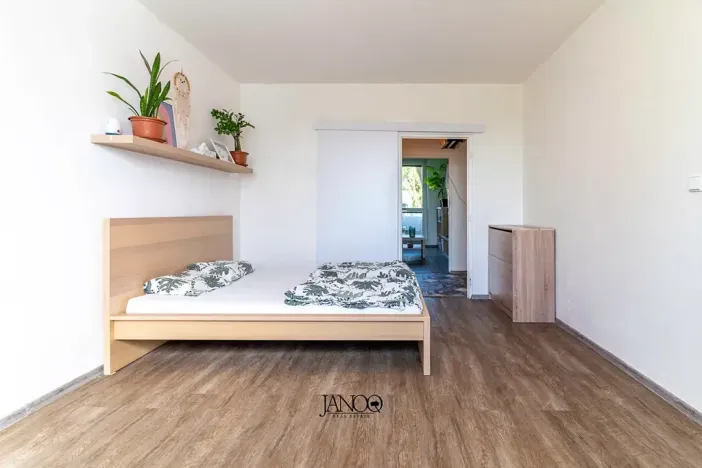 Pronájem bytu 2+1, Hrušovany u Brna, Sídliště, 64 m2