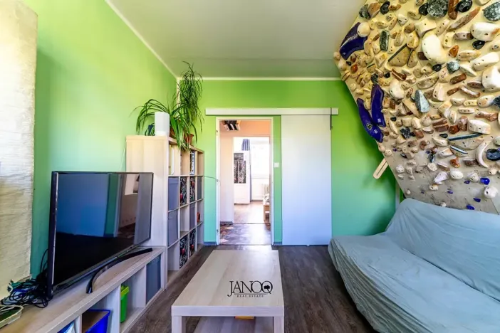 Pronájem bytu 2+1, Hrušovany u Brna, Sídliště, 64 m2