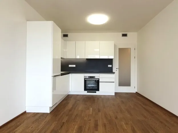 Pronájem bytu 2+kk, Praha, Smržových, 61 m2