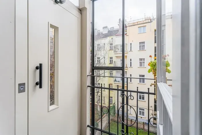 Pronájem bytu 2+kk, Praha - Vinohrady, Mánesova, 52 m2