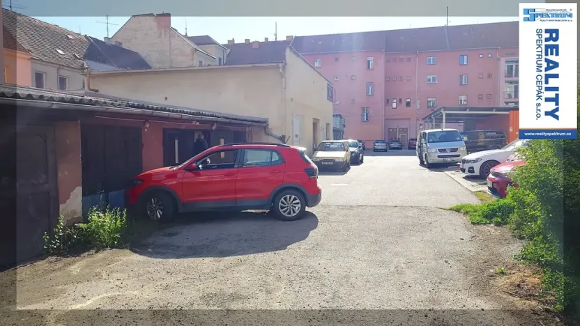Pronájem garáže, České Budějovice, Klavíkova, 26 m2