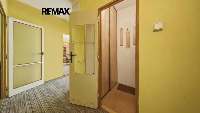 Prodej bytu 2+1, Děčín, Kamenická, 59 m2