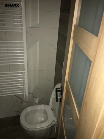 Prodej atypického bytu, Karlovy Vary - Drahovice, Mattoniho nábřeží, 75 m2