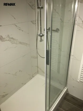 Prodej atypického bytu, Karlovy Vary - Drahovice, Mattoniho nábřeží, 75 m2
