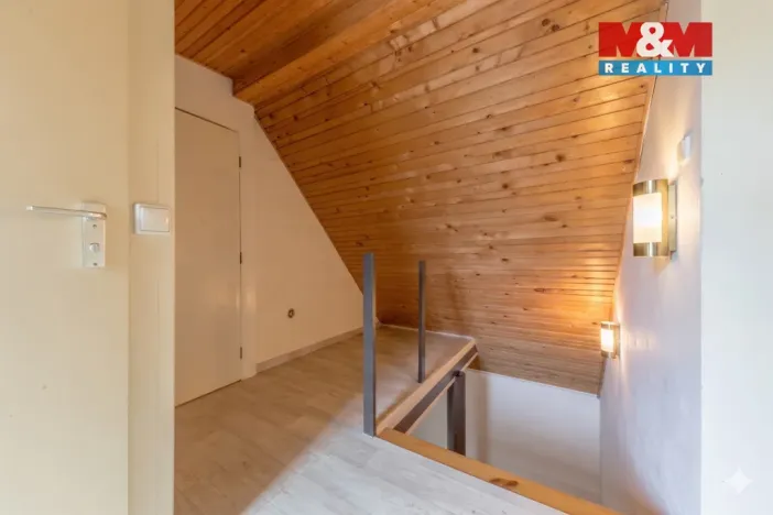 Prodej rodinného domu, Jablonec nad Nisou, Jezdecká, 200 m2
