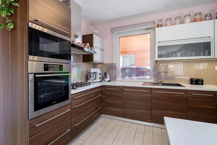 Prodej rodinného domu, Strančice, V Zátiší, 202 m2