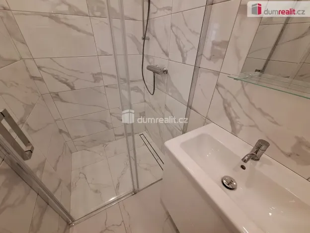 Pronájem bytu 3+kk, Praha, Chodská, 82 m2