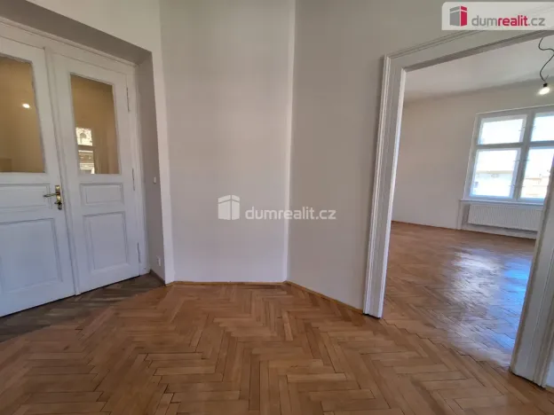 Pronájem bytu 3+kk, Praha, Chodská, 82 m2