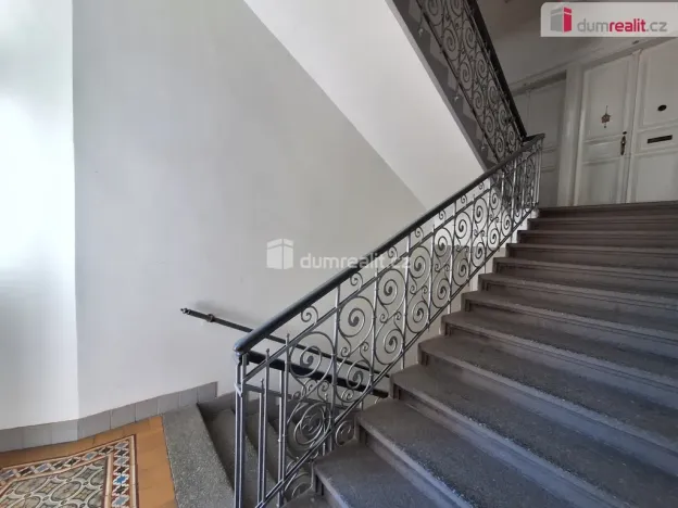 Pronájem bytu 3+kk, Praha, Chodská, 82 m2