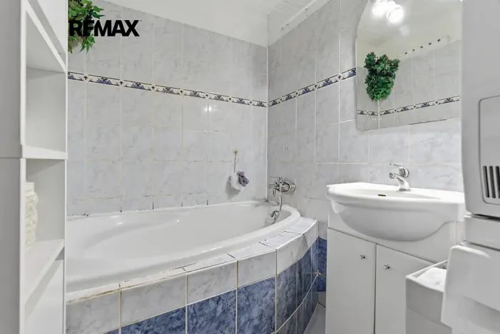 Prodej bytu 3+kk, Praha - Prosek, Vysočanská, 73 m2