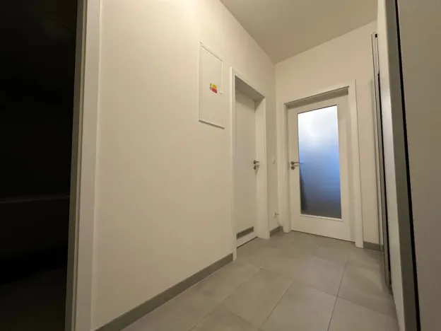 Pronájem bytu 1+kk, Praha - Karlín, Breitfeldova, 37 m2