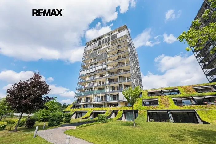 Pronájem bytu 3+kk, Praha - Žižkov, Ke kapslovně, 107 m2