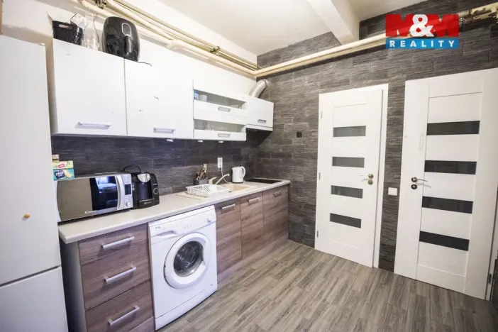 Pronájem bytu 1+1, Hradec Králové, Střelecká, 31 m2