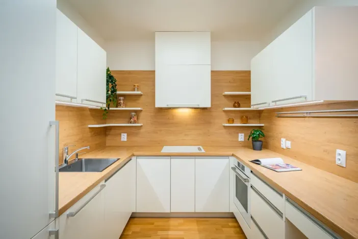 Prodej bytu 3+kk, Praha - Dejvice, Nikoly Tesly, 87 m2