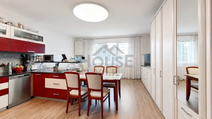 Prodej bytu 2+kk, Praha - Čakovice, Marty Krásové, 56 m2