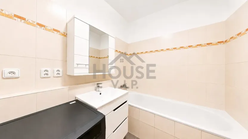 Prodej bytu 2+kk, Praha - Čakovice, Marty Krásové, 55 m2