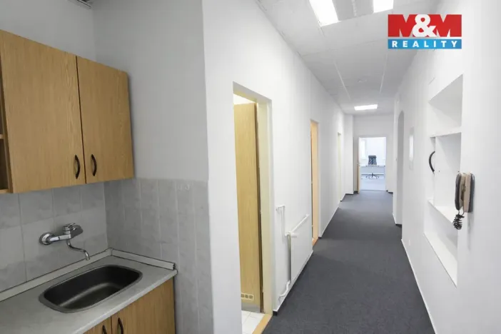Pronájem kanceláře, Ostrava - Moravská Ostrava, 28. října, 110 m2