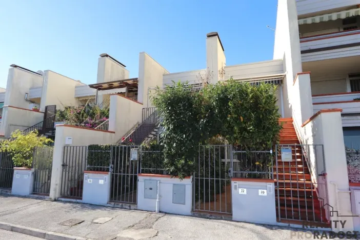 Prodej bytu 2+kk, Villa Rosa,Itálie, 56 m2