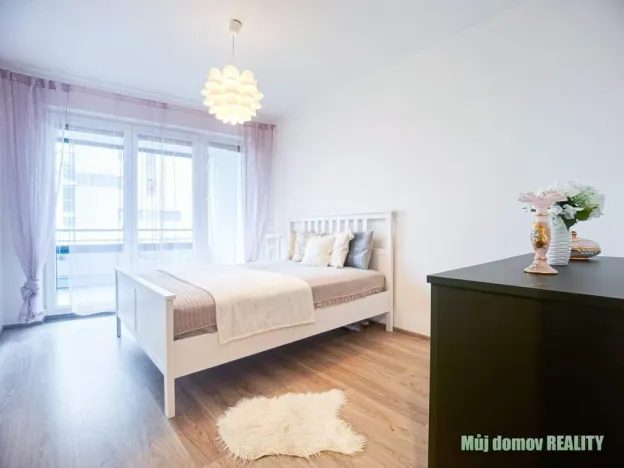 Pronájem bytu 2+kk, Praha - Kamýk, Kramperova, 56 m2