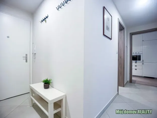 Pronájem bytu 2+kk, Praha - Kamýk, Kramperova, 56 m2