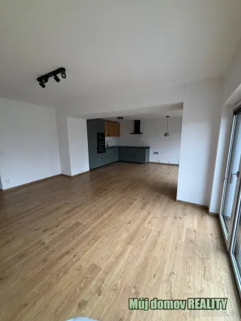 Pronájem rodinného domu, Praha - Klánovice, Lovčická, 120 m2