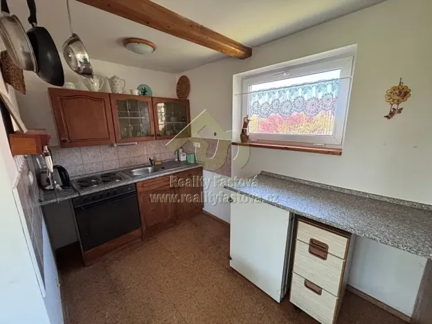Prodej rodinného domu, Břasy, 72 m2