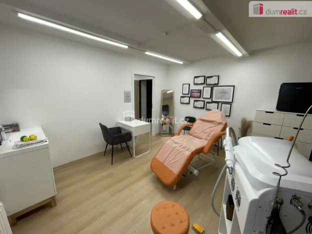 Pronájem kanceláře, Praha - Chodov, Kloboukova, 30 m2