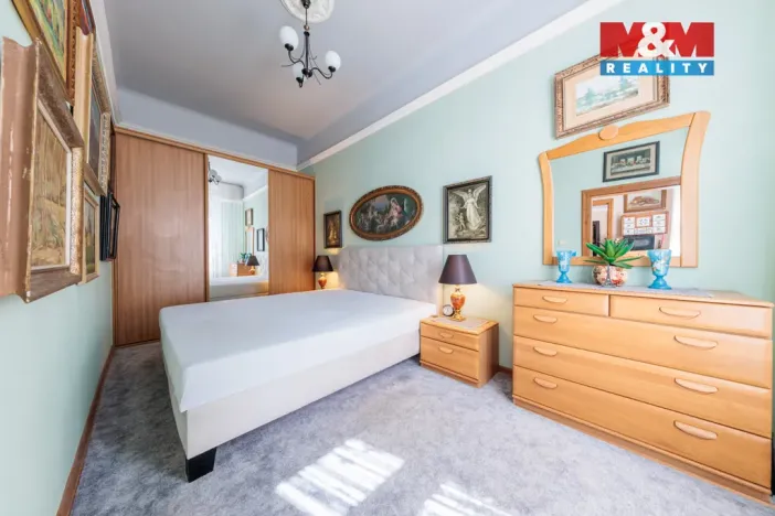 Prodej bytu 3+1, Karlovy Vary, Moskevská, 72 m2