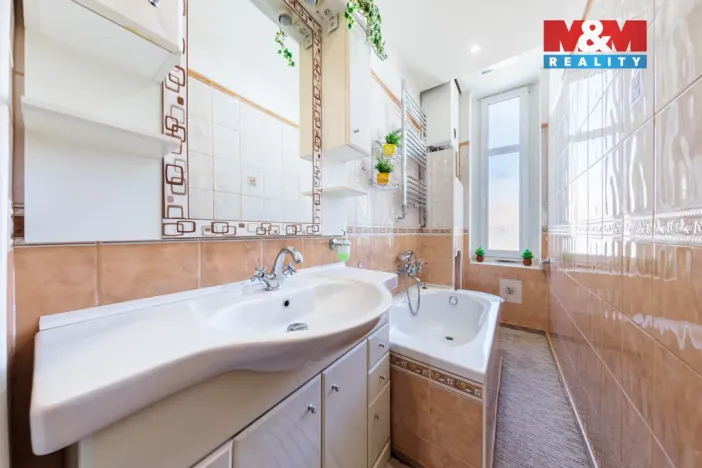 Prodej bytu 3+1, Karlovy Vary, Moskevská, 72 m2