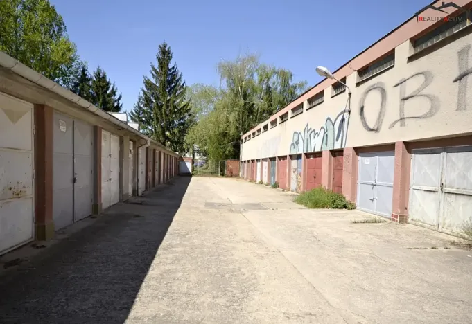 Prodej garáže, Brno, Třískalova, 18 m2
