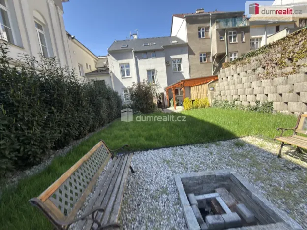 Pronájem atypického bytu, Ústí nad Labem - Ústí nad Labem-centrum, Králova výšina, 99 m2