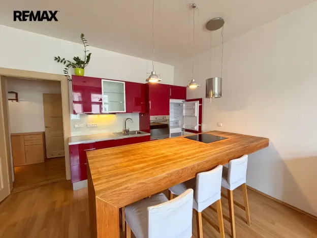 Pronájem bytu 2+kk, Praha - Vinohrady, U Kanálky, 60 m2