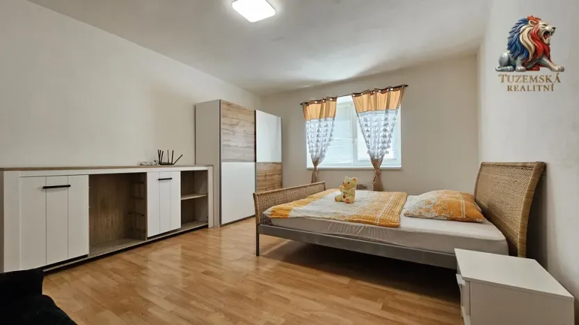 Pronájem bytu 1+1, Sebranice, 30 m2