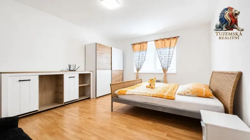 Pronájem bytu 1+1, Sebranice, 30 m2