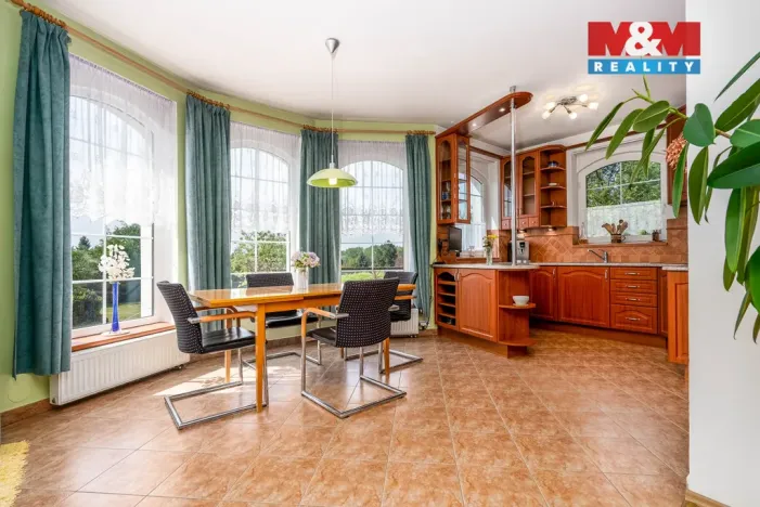 Prodej rodinného domu, Přerov nad Labem, 236 m2