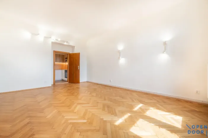 Pronájem bytu 3+1, Praha - Vinohrady, U Havlíčkových sadů, 100 m2