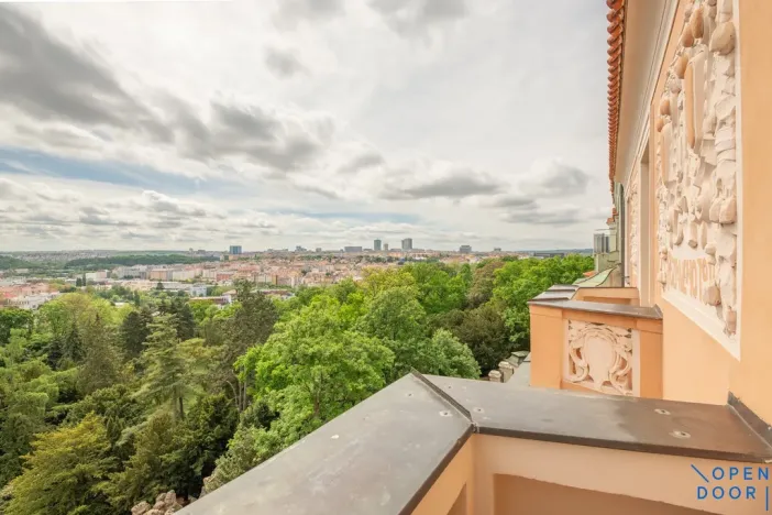 Pronájem bytu 3+1, Praha - Vinohrady, U Havlíčkových sadů, 100 m2