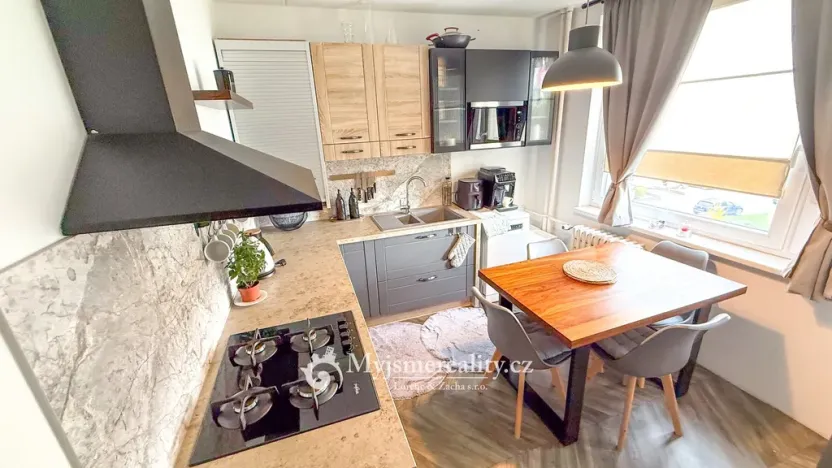 Prodej bytu 2+1, Znojmo, Sokolovská, 52 m2